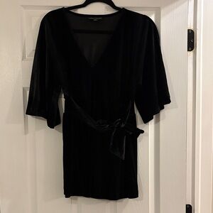 A PEA IN THE POD BLACK VELOUR MATERNITY TOP  WITH TIE